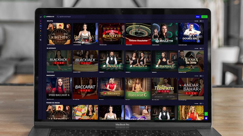 Página de roleta ao vivo do casino Spinoloco no laptop